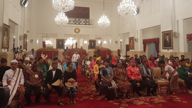 Jokowi Terima Aliansi Masyarakat Adat Nusantara (Foto: Yudhistira Amran/kumparan)