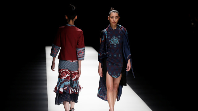 Bateeq di Amazon Fashion Week Tokyo (Foto: Kim Kyung-Hoon/Reuters)