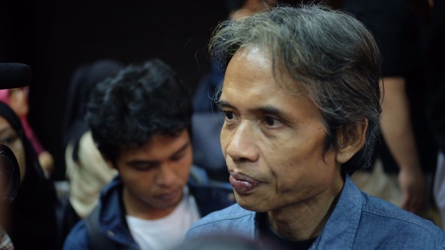 Joko Pinurbo, Penyair Indonesia. Foto: Prabarini Kartika/kumparan