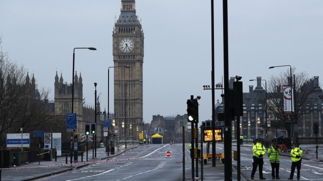 London pasca bom. (Foto: Reuters/Neil Hall)