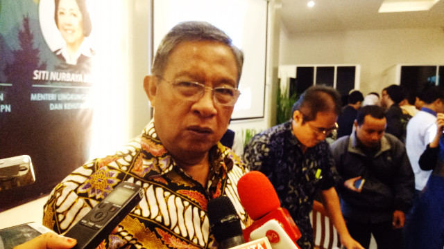 Menko Darmin Nasution usai diskusi media. (Foto: Ela Nurlaela/kumparan)