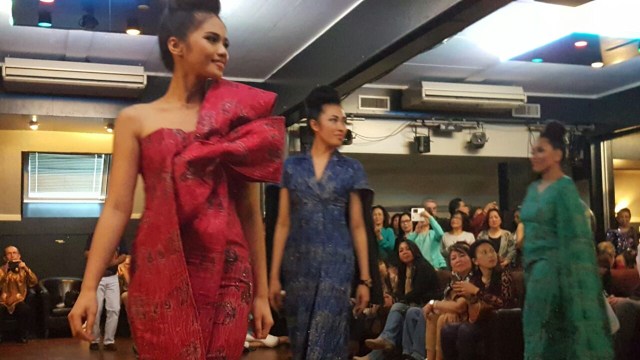 Batik Minahasa di Amsterdam, Belanda (Foto: Dok. KBRI Den Haag)