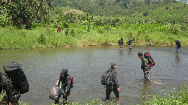 Perjalanan menuju Taman Nasional Meru Betiri. (Foto: Dok. ksb.ub.ac.id)