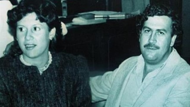 Pablo Escobar bersama istri. Foto: Reuters/Stringer