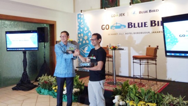 Kolaborasi perusahaan Gojek dan Blue Bird. (Foto: David Pratama/kumparan)
