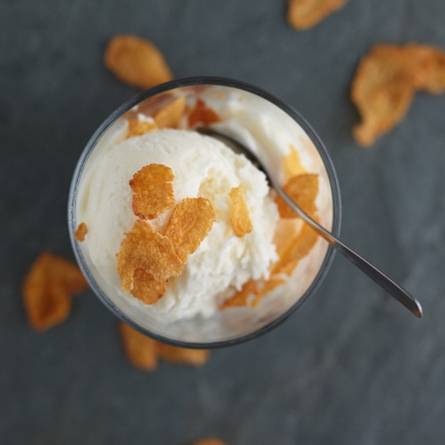 Bosan Sarapan Sereal? Ini 11 Cara Asik Makan Cereal buat Snack (1)