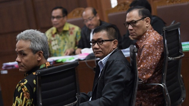 Ganjar Pranowo, Agun Gunandjar, Agus Martowardojo (Foto: Antara/Sigid Kurniawan)