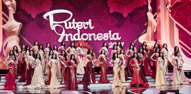 Peserta Grand Final Puteri Indonesia 2017 (Foto: Agung Rajasa/Antara)