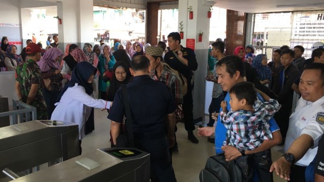 Suasana di Stasiun Rangkasbitung. (Foto: Istimewa)