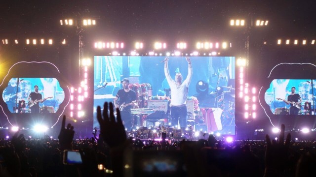 Konser Coldplay di Singapura. (Foto: Cornelius Bintang/kumparan)