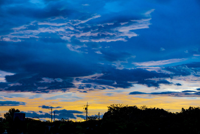 Fotografi Lanskap Langit (Foto: pixabay/sayama)