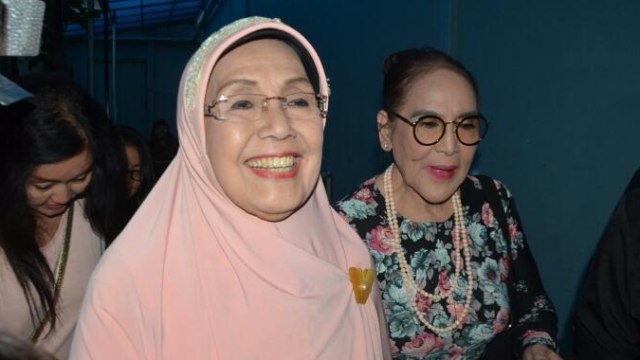 Pesinetron Nani Wijaya dan Connie Sutedja. (Foto: Yurika Kencana/kumparan)