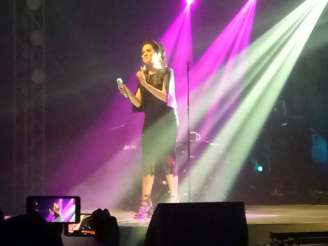 Penampilan Raisa di Showcase Raisa x Isyana (Foto: Caroline Pramantie/kumparan)