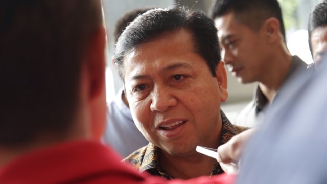 Setya Novanto tiba di lokasi sidang e-KTP. (Foto: Fanny Kusumawardhani/kumparan)