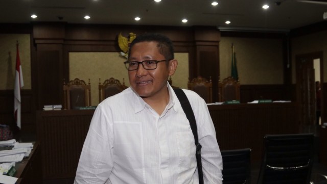 Anas Urbaningrum usai memberikan kesaksian. (Foto: Fanny Kusumawardhani/kumparan)