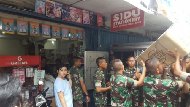 Toko tempat memberi alat sekolah. (Foto: Dok. Sespri Presiden)