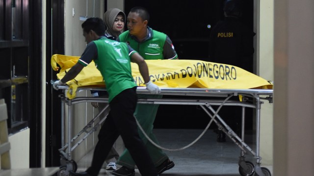 Jenazah Teroris Tiba di RS Bhayangkara (Foto: M Risyal Hidayat/Antara)