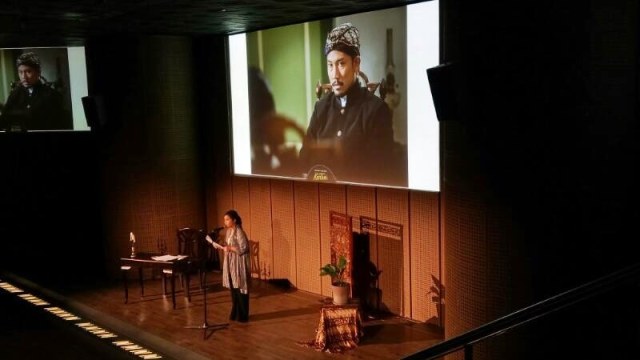 Buku di balik layar film Kartini (Foto: Yurika Kencana/kumparan)