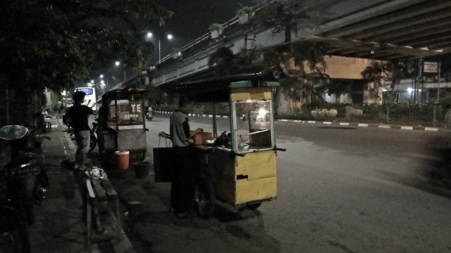 Lokasi penyanderaan ibu-ibu di anggkot. (Foto: David Pratama/kumparan)