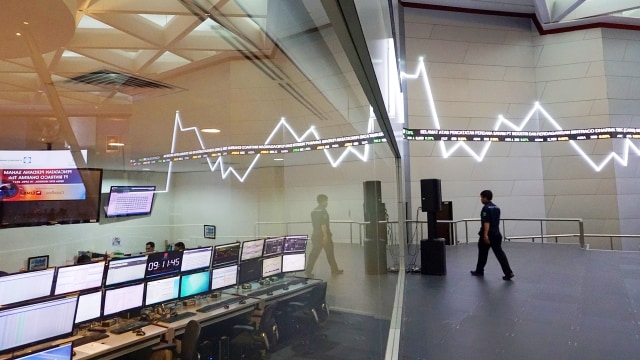 Ruang pencatatan saham di BEI. (Foto: Aditia Noviansyah/kumparan)