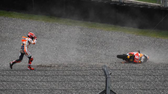 Kecelakaan yang bisa mengubah peruntungan Marquez. (Foto: MotoGP)