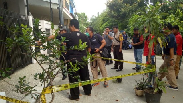 TKP Serangan air keras terhadap Novel. (Foto: Aria Pradana/kumparan)