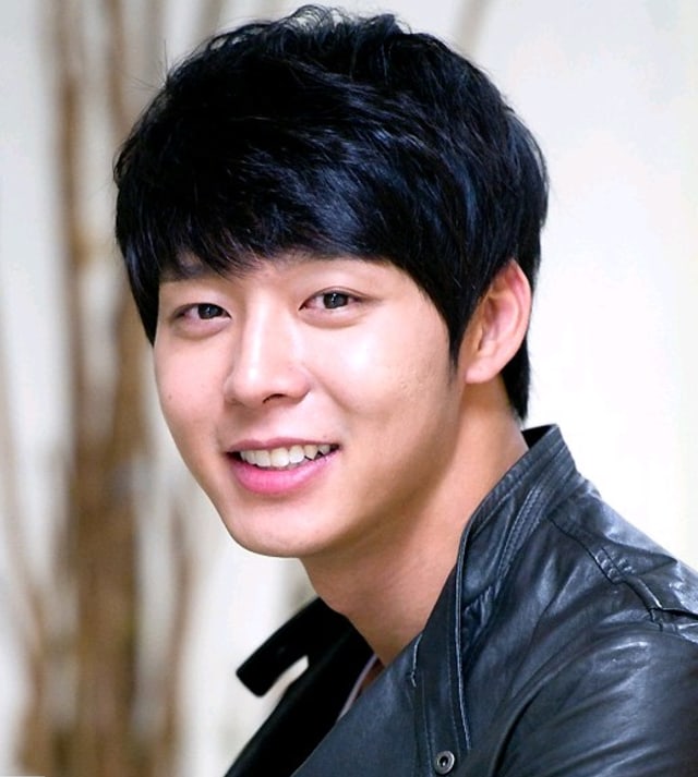 Yoochun JYJ. (Foto: Dok. muzul.com)