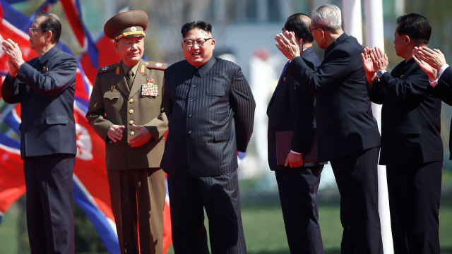 Kom Jong Un reskimkan jalan Ryomyong (Foto: Damir Sagolj/Reuters)