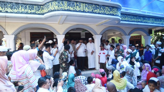 Anies Resmikan Masjid Nurul Ibad di Lubang Buaya (Foto: Antara/Akbar Nugroho Gumay)