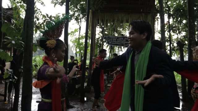 Pementasan Tari Gandrung Banyuwangi (Foto: Nur Syarifah/kumparan)