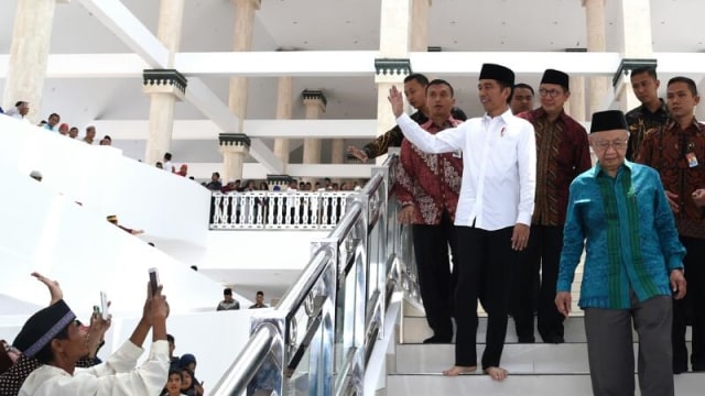 Jokowi di Peresmian Masjid Raya KH Hasyim Asy'ari (Foto: Dok. Biro Pers, Media, dan Informasi Sekretariat Presiden)