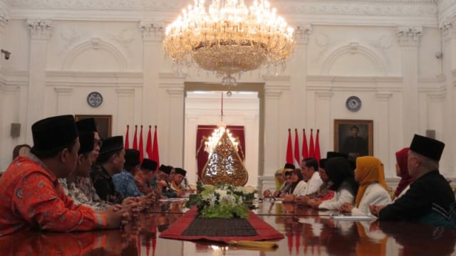 Jokowi Terima 23 Ulama di Istana Merdeka (Foto: Yudhistira Amran/kumparan)