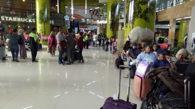 Situasi Stasiun Gambir saat Pilgub (Foto: Ela Nurlaela/kumparan)