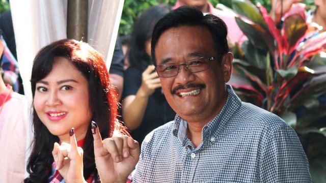 Djarot dan istri pasca mencoblos (Foto: ANTARA FOTO/Rivan Awal Lingga)