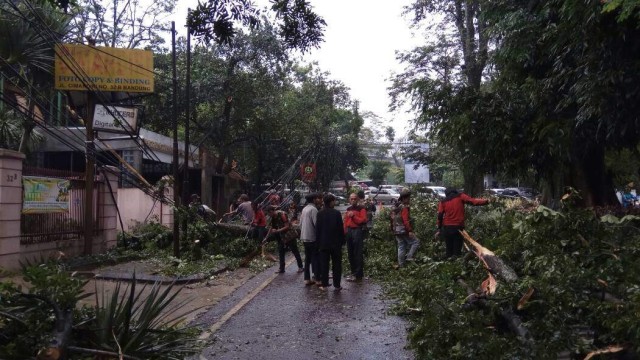 Usai hujan badai di Bandung. (Foto: Istimewa)