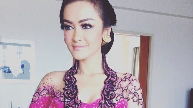 Selebriti Indonesia Julia Perez (Foto: Instagram/@juliaperrezz )