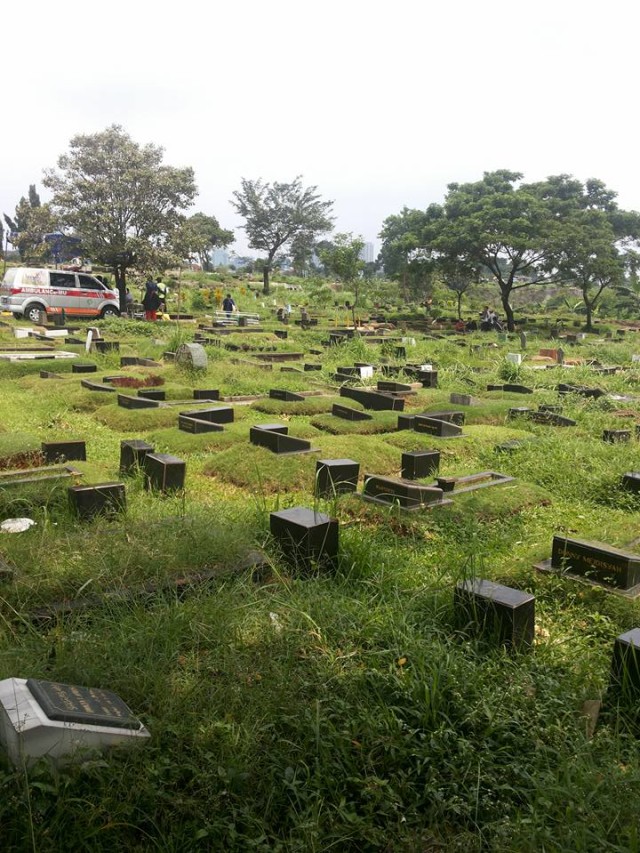 Area Makam Di Tpu Tanah Kusir Akan Ditinggikan Karena Kerap Kebanjiran