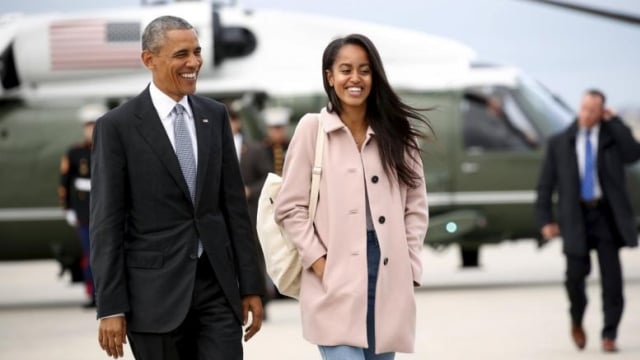 Barack Obama dan Malia Obama. Foto: Reuters