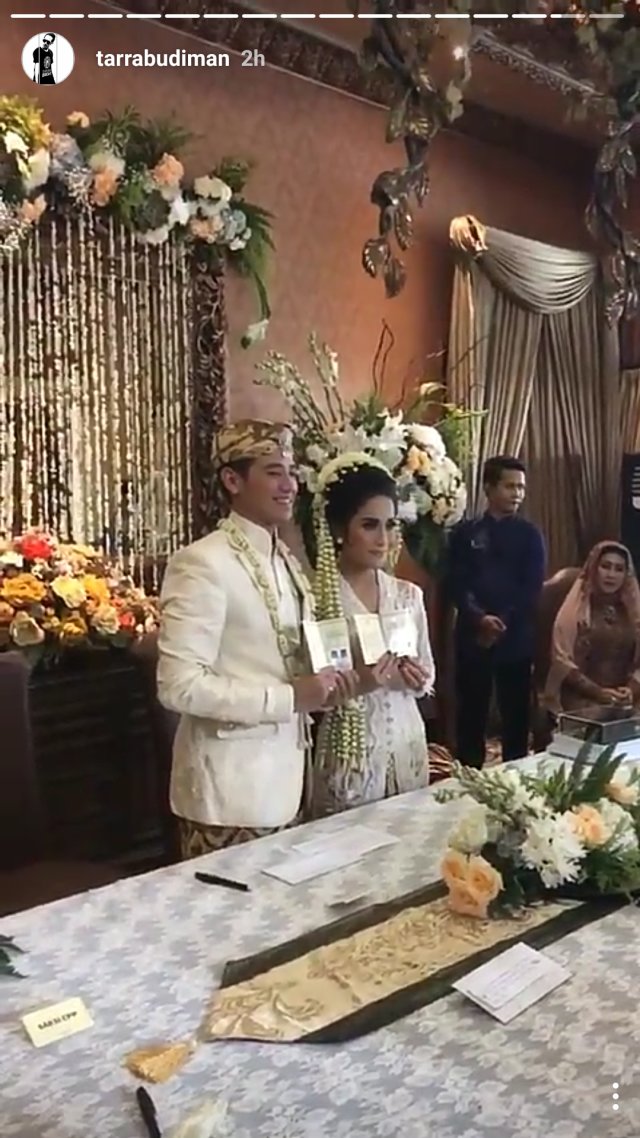 Tarra Budiman menikah dengan Gya (Foto: Instagram Story @tarrabudiman)