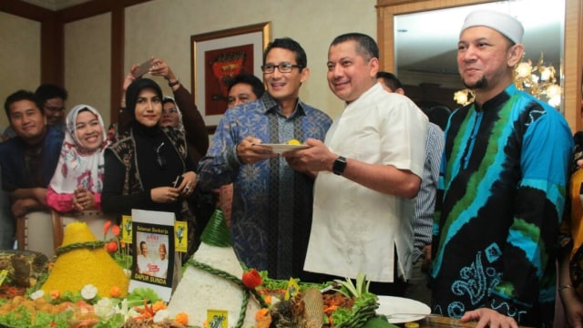 Sandi Syukuran kemenangan bersama HIPMI. (Foto: Amanaturrosyidah/kumparan)