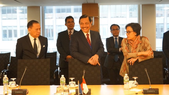 Sri Mulyani, Agus Marto, dan Luhut (Foto: Dok. Kementerian Keuangan)