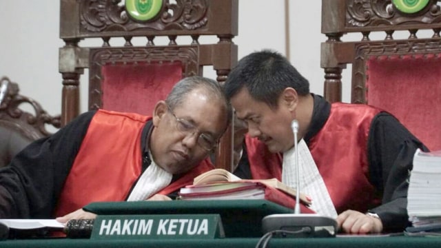 Hakim Ketua dalam sidang Ahok. (Foto: Aditia Noviansyah/kumparan)