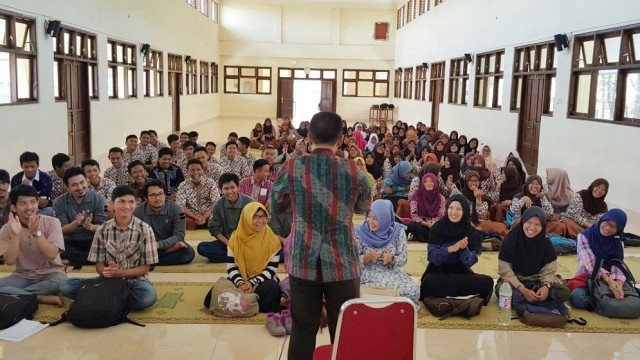 Pelatihan persiapan jelang SBMPTN 2017. (Foto: Dok. Edusharenusantara)