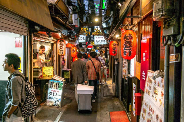Street food di Tokyo, Jepang. (Foto: Pixabay)