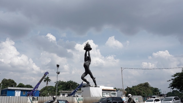 Patung Pemuda Membangun (Foto: Aditia Noviansyah/kumparan)