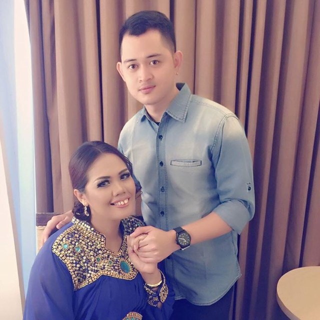 Ely Sugigi dan Feri Anggara (Foto: Instagram @elysugigi16)