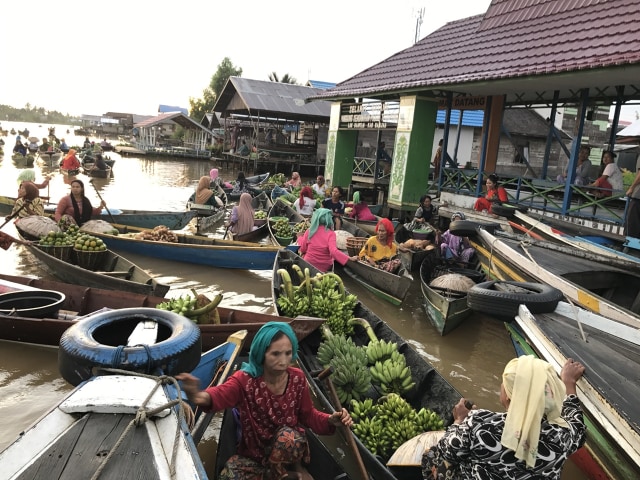 Pasar Lok Baintan (Foto: Stephanie Elia/kumparan)