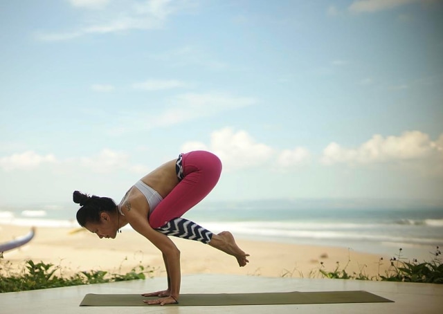 Sophia Latjuba Yoga (Foto: Instagram @sophia_latjuba88)