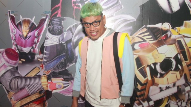 Uya Kuya di premier film Satria Heroes. (Foto: Munady/kumparan)