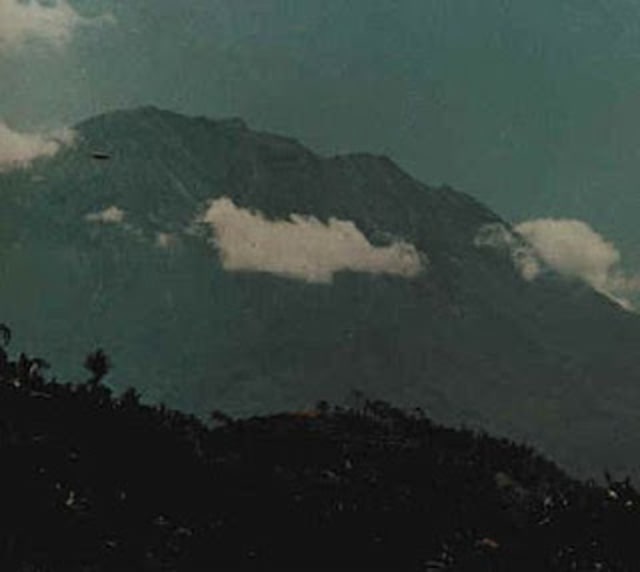 Ufo di Gunung Agung, Bali. (Foto: DOk. ufobeta.org)